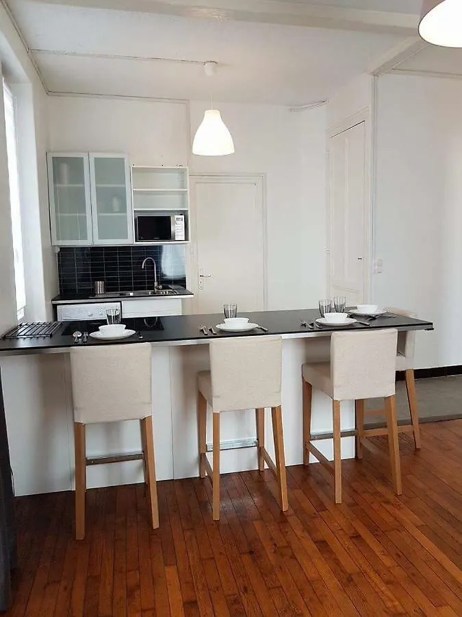 Appartement Apt spacieux proche Lyon Guillotte Villeurbanne